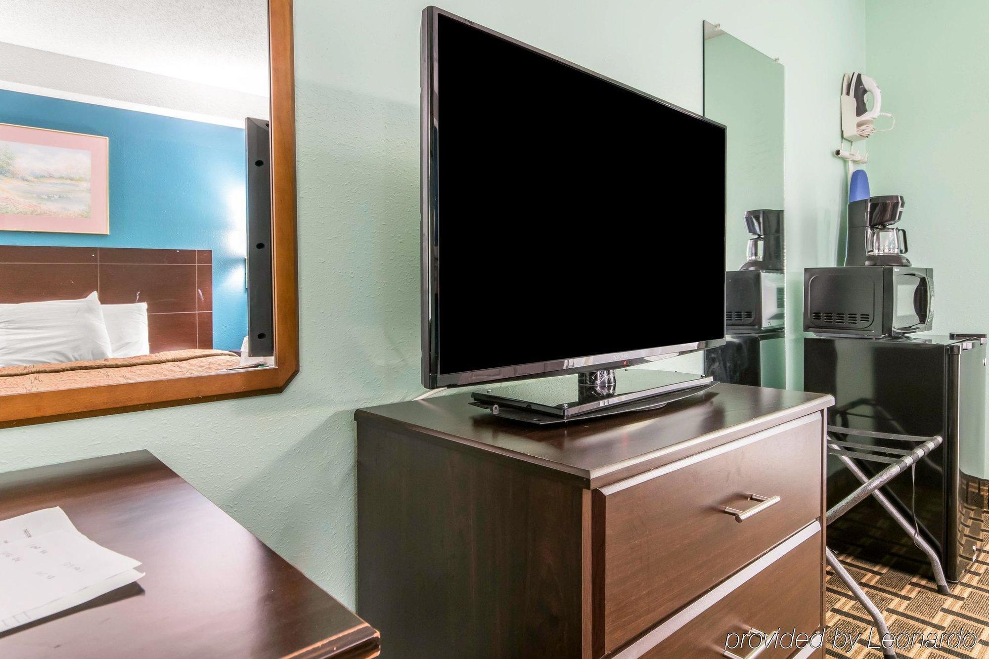 Econo Lodge Inn & Suites I-65 Brooks Εξωτερικό φωτογραφία