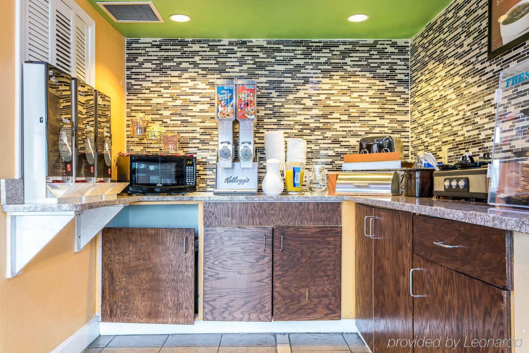 Econo Lodge Inn & Suites I-65 Brooks Εξωτερικό φωτογραφία